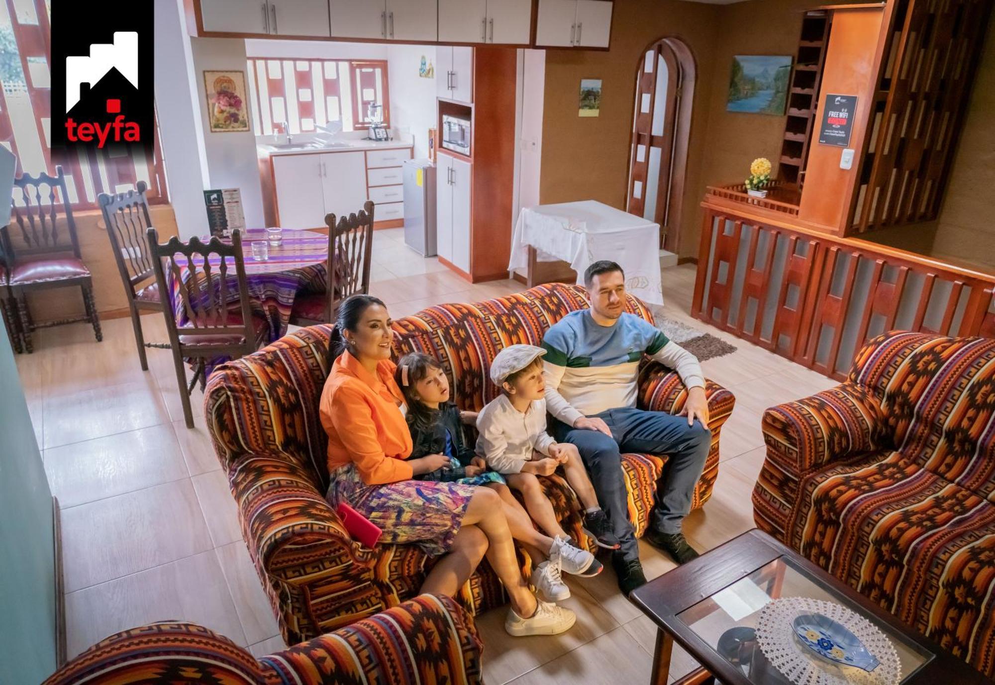 Teyfa Hospedaje - Casa Atuntaqui Экстерьер фото